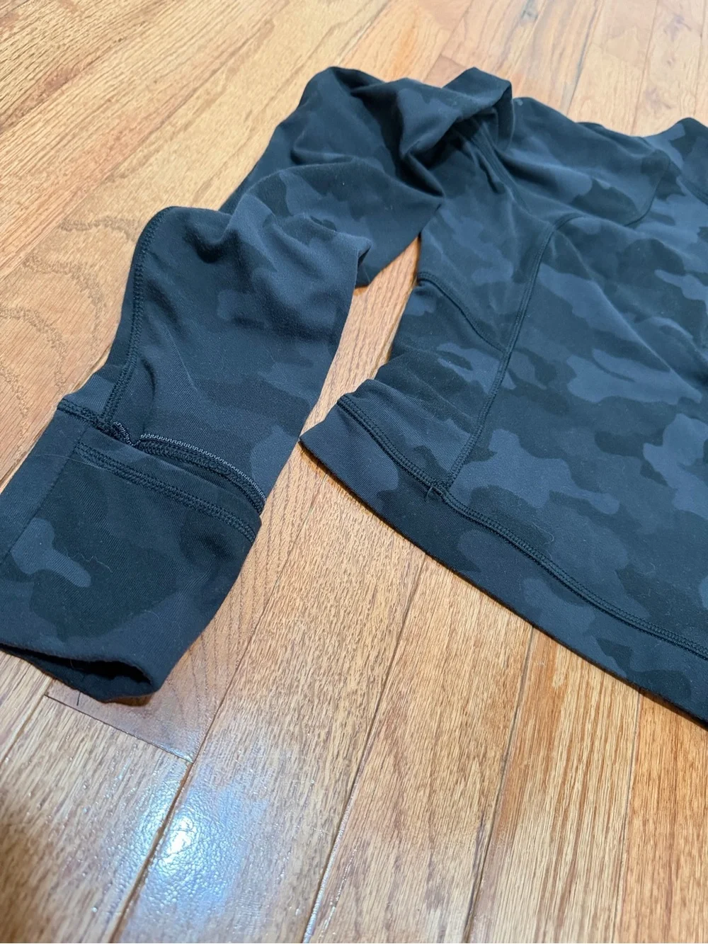 Women's Lululemon Black Camo Quarter-Zip Pullover